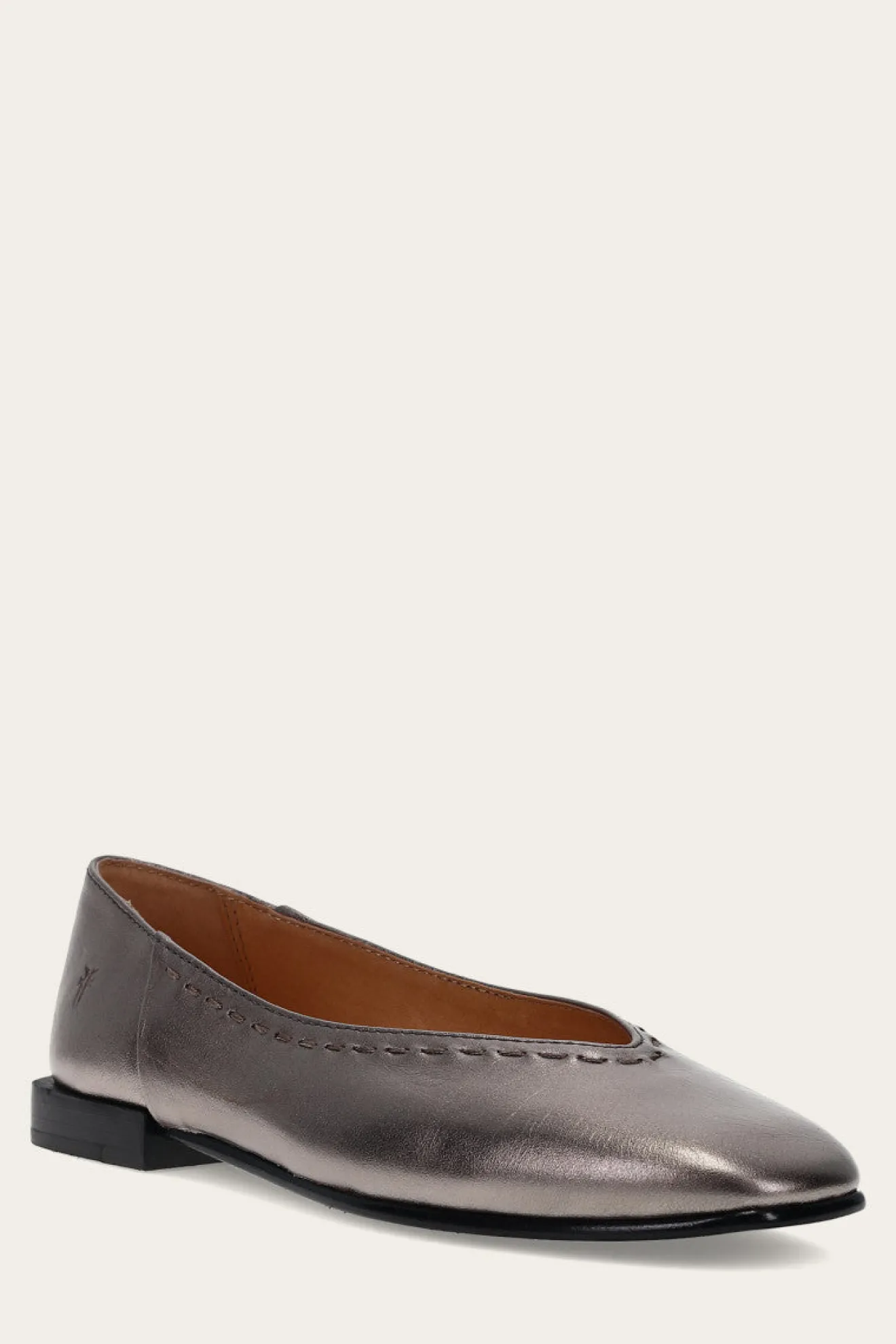 Claire Flat^Frye Online
