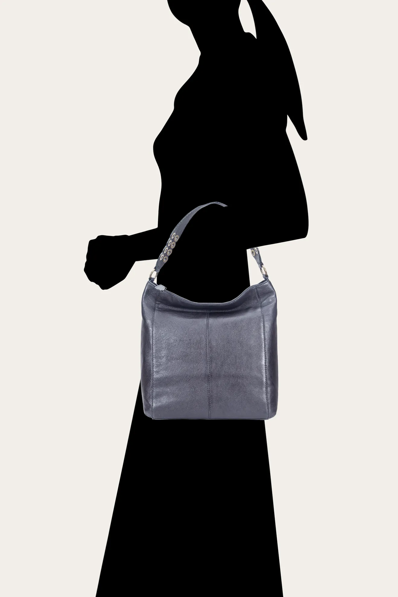 Claire Hobo^Frye New