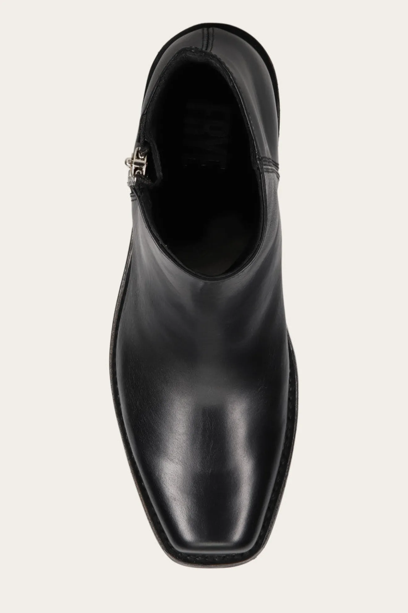 Conway Zip^Frye Hot