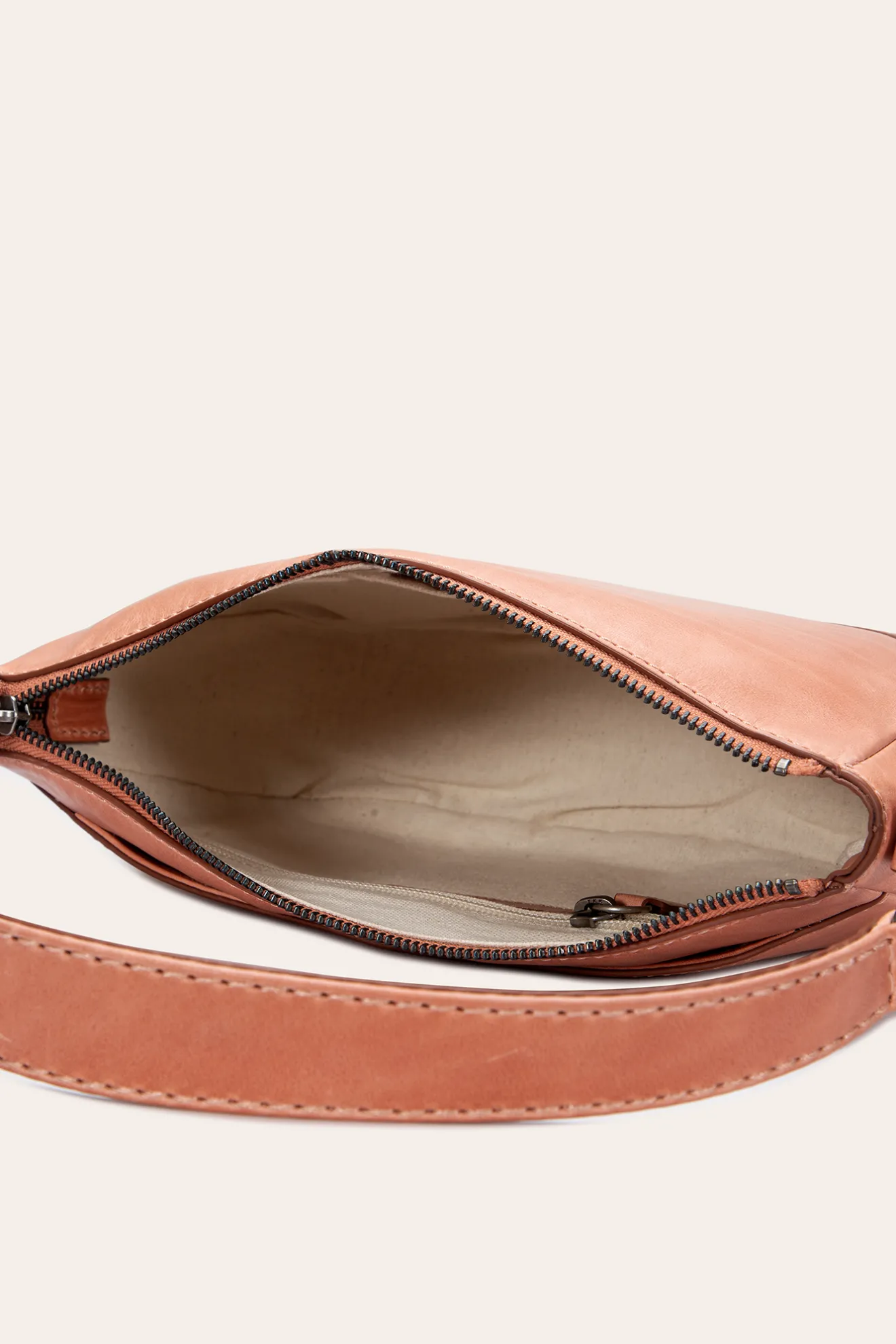 Melissa Crossbody^Frye Hot