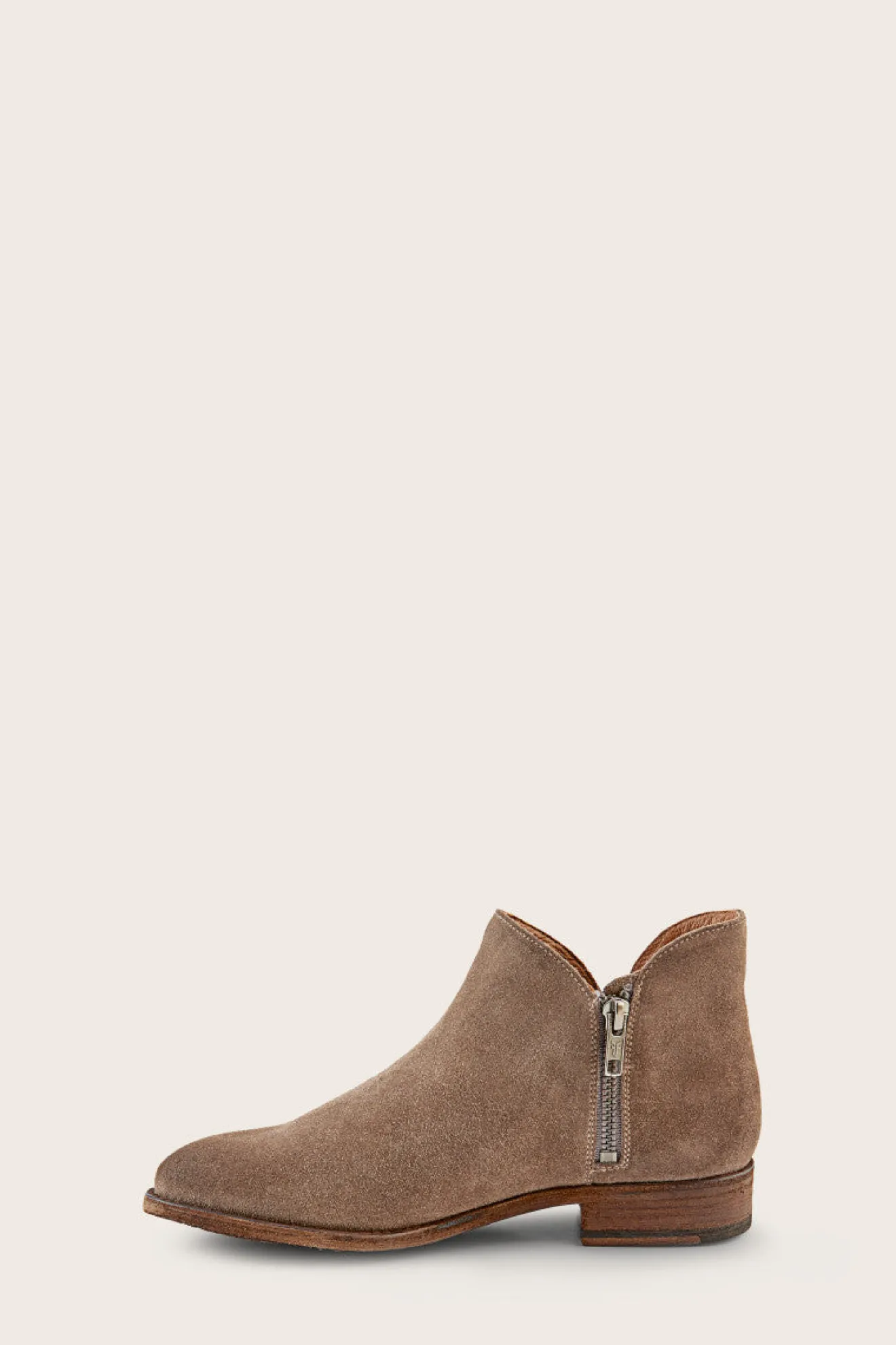 Melissa Shootie^Frye Hot