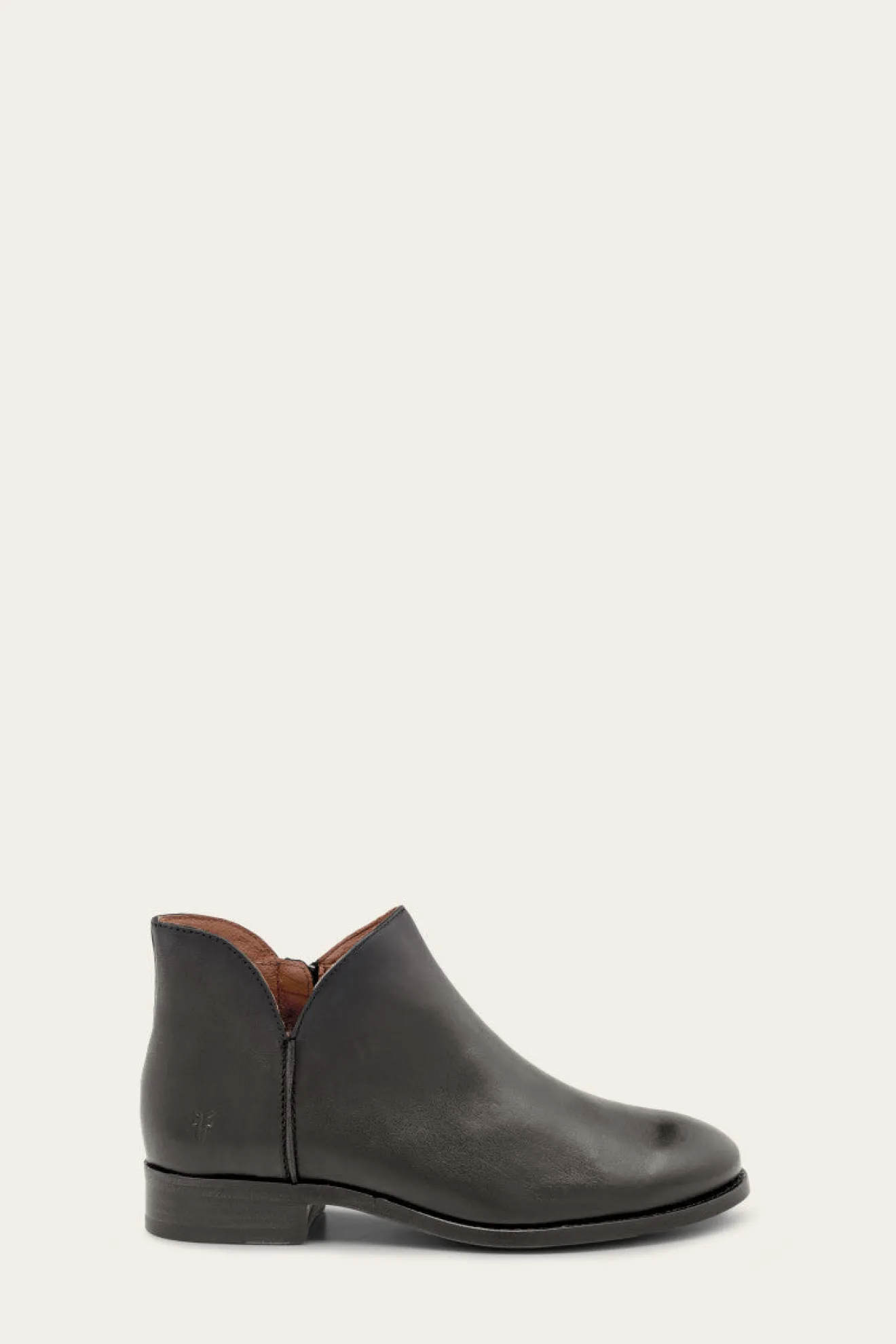 Melissa Shootie^Frye Hot