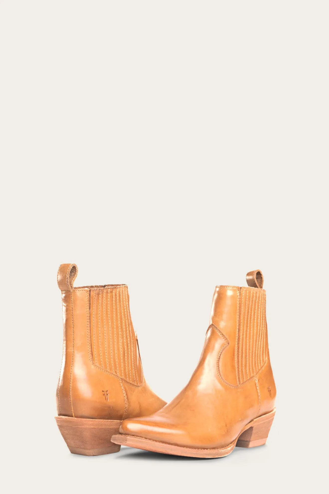 Sacha Chelsea^Frye Sale