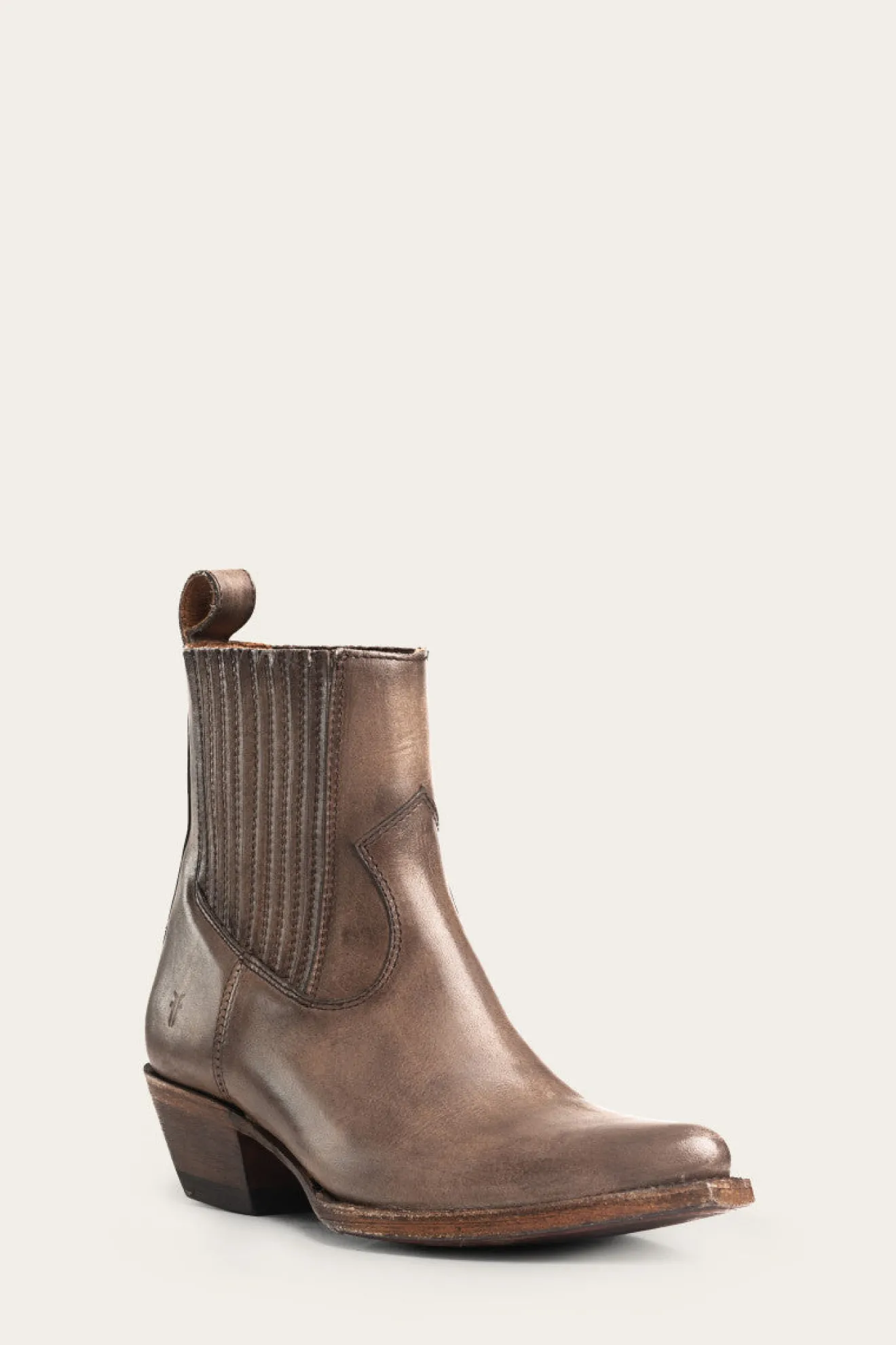 Sacha Chelsea^Frye Sale