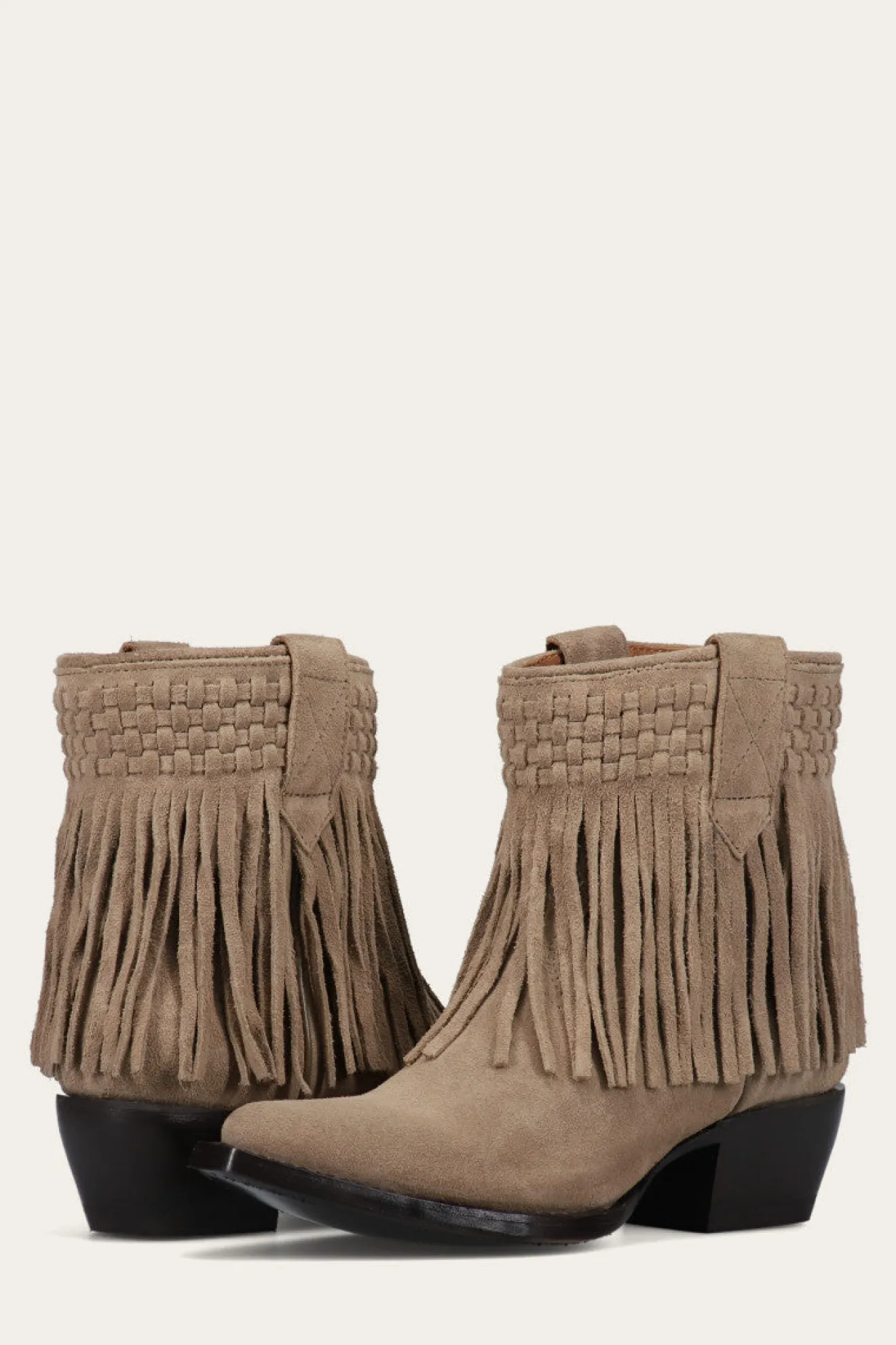 Sacha Short Fringe Bootie^Frye New