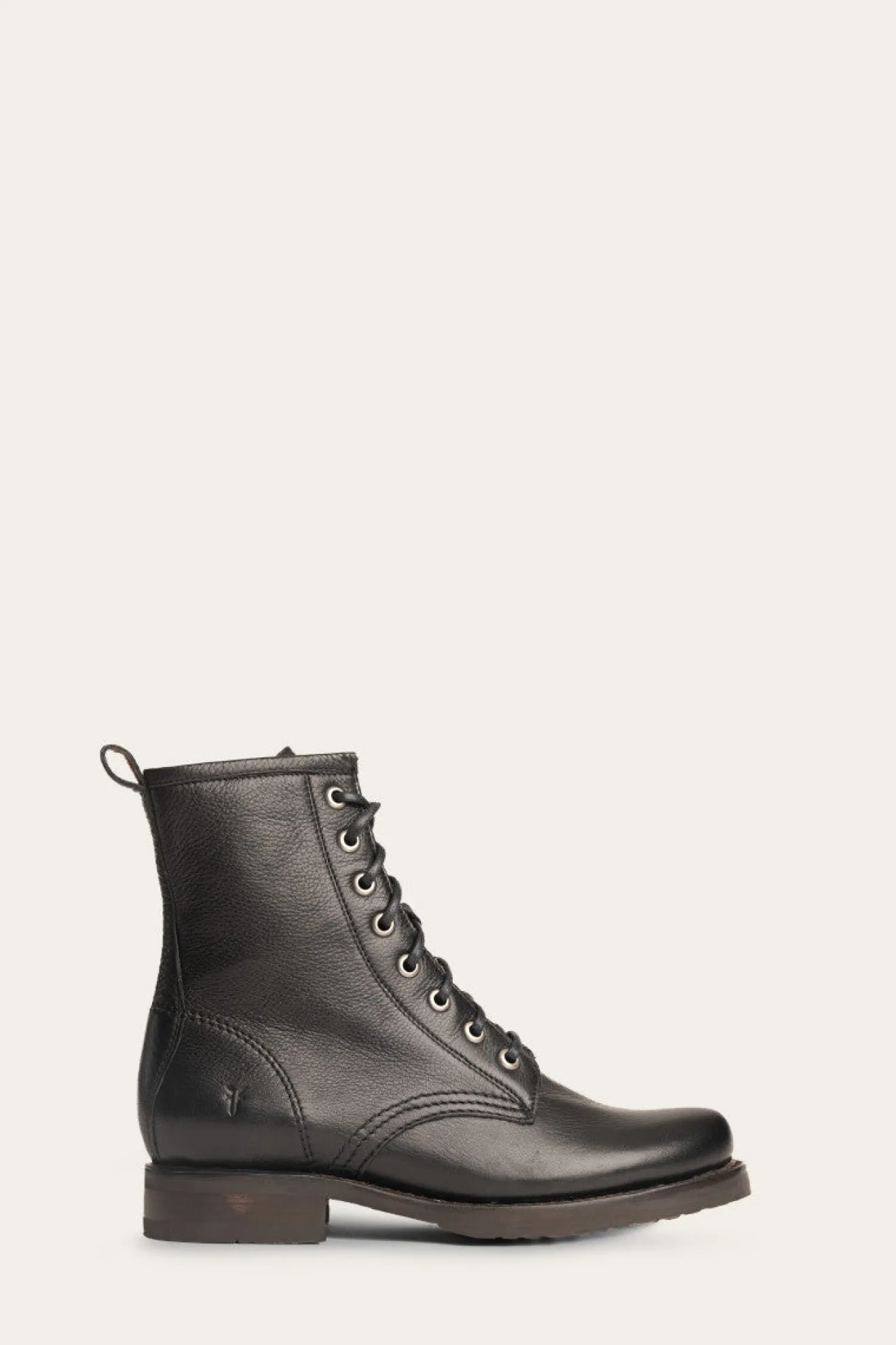 Veronica Combat^Frye Hot