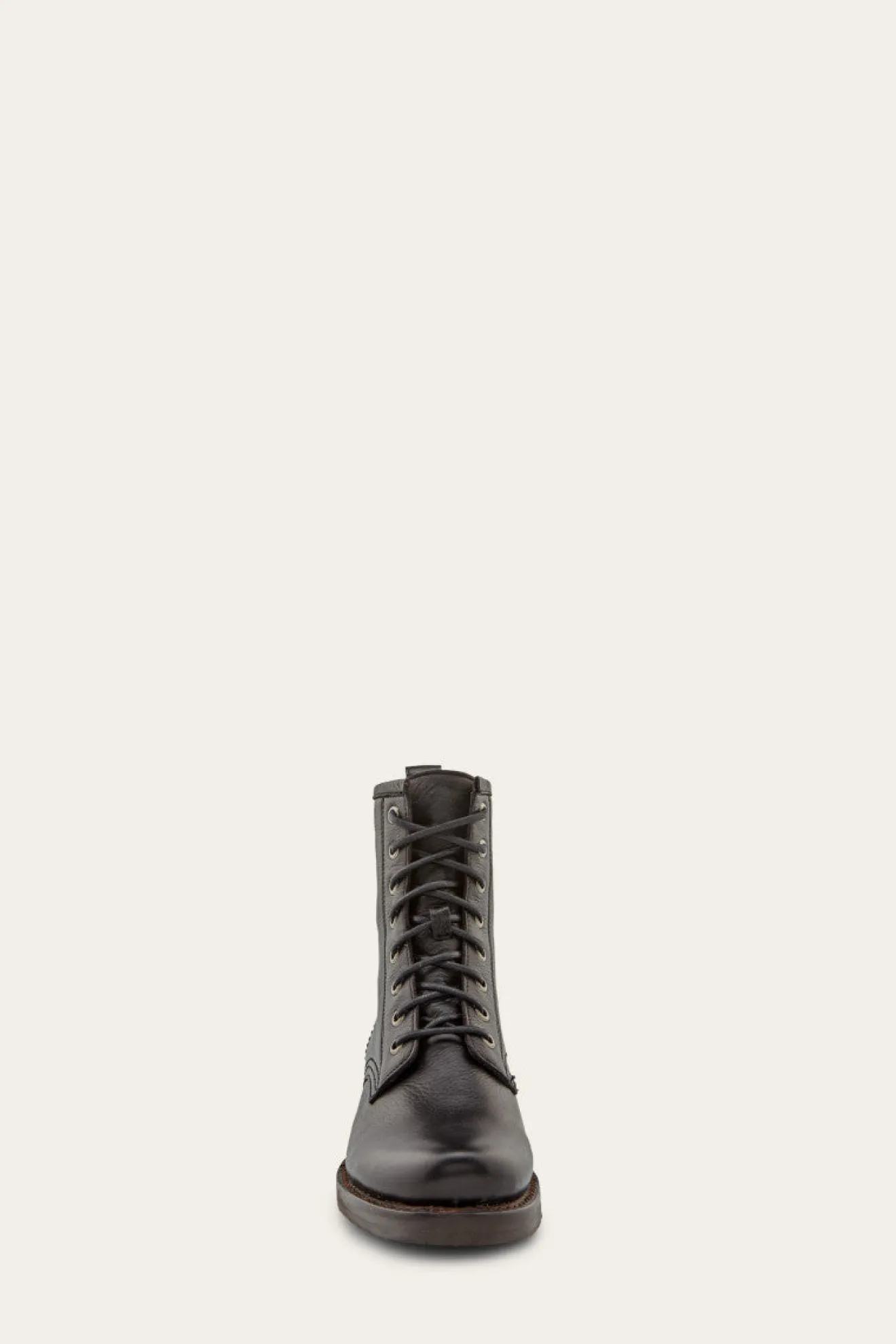 Veronica Combat^Frye Hot