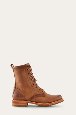Veronica Combat^Frye Hot